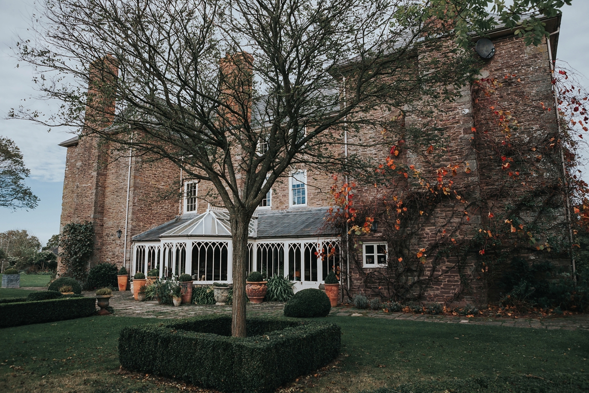 2 Claire Pettibone dress for an Autumn country house wedding