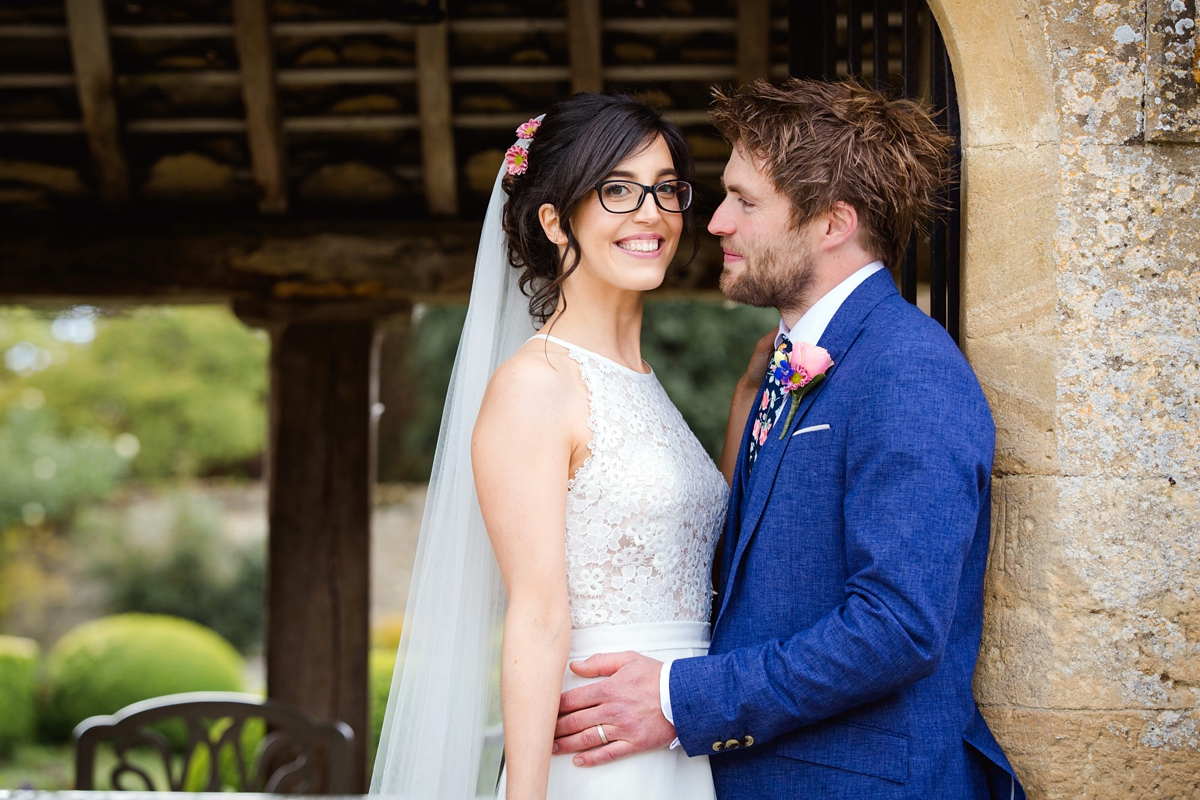 22 Bride in glasses 1