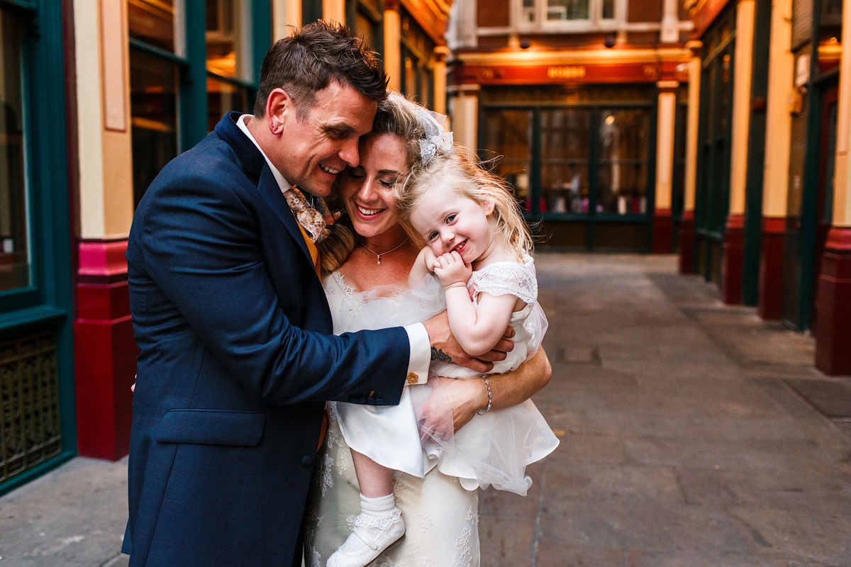 22 Sharon Hoey wedding dress and Mantilla veil - A Sharon Hoey Dress and French Lace Veil for a Glamorous and Elegant City Wedding 22 Sharon Hoey wedding dress and Mantilla veil