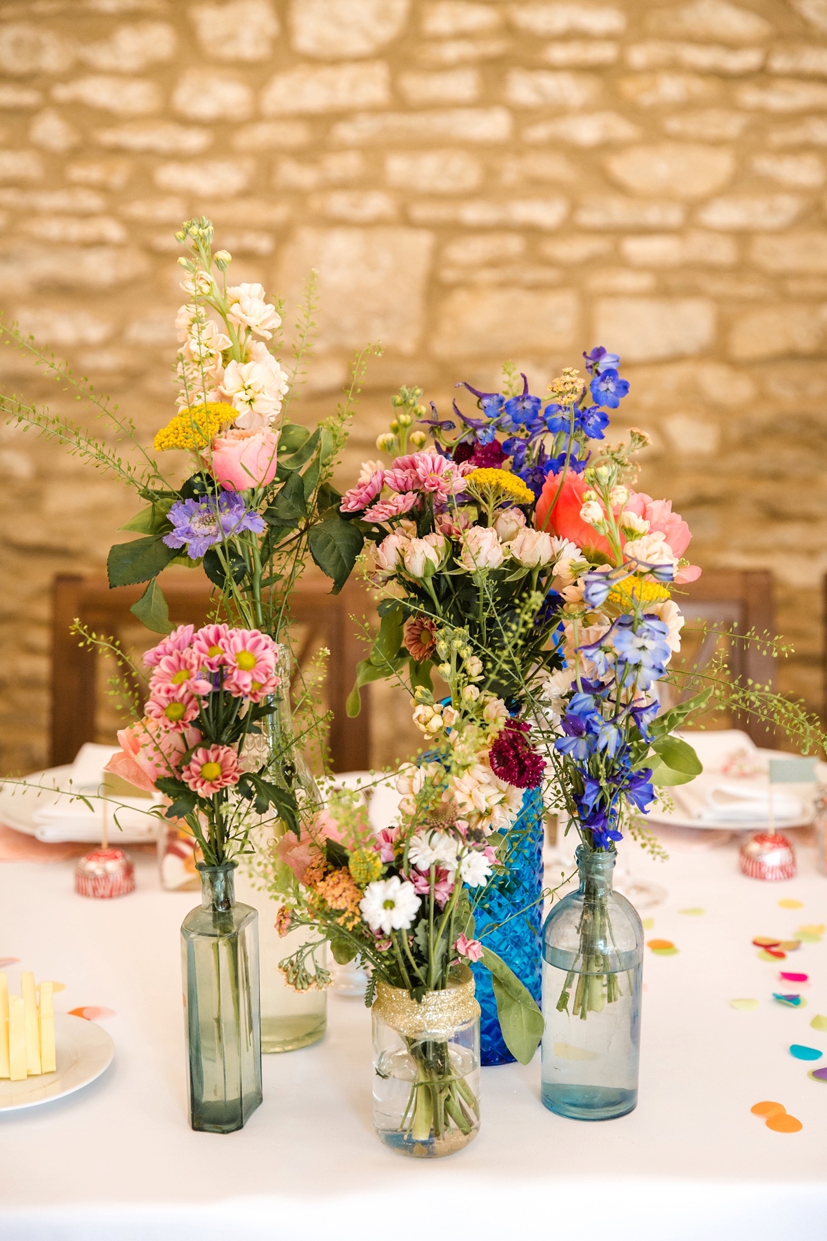 31 Colourful wildflowers for a wedding in a barn 1