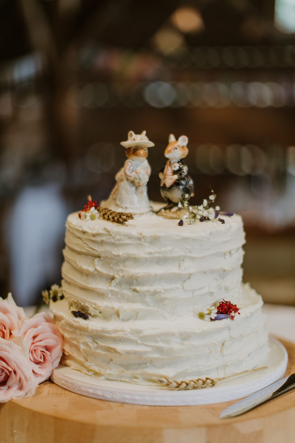 51 Brambly Hedge inspired wedding cake