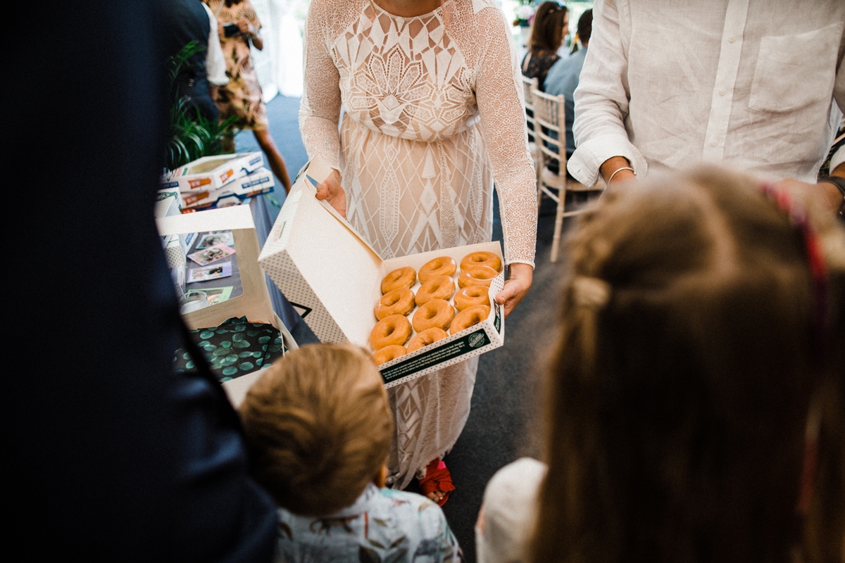 56 Wedding doughnuts