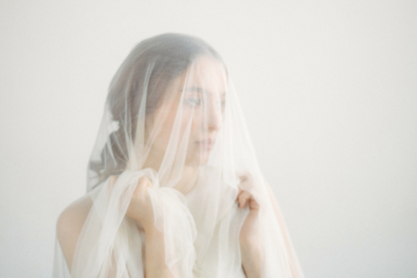 Win A Bridal Veil Worth £300 with Florence & Dot – Fresh and Modern Bridal Accessories