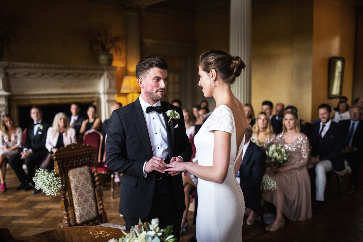 pronovias bride hampton court house wedding 44