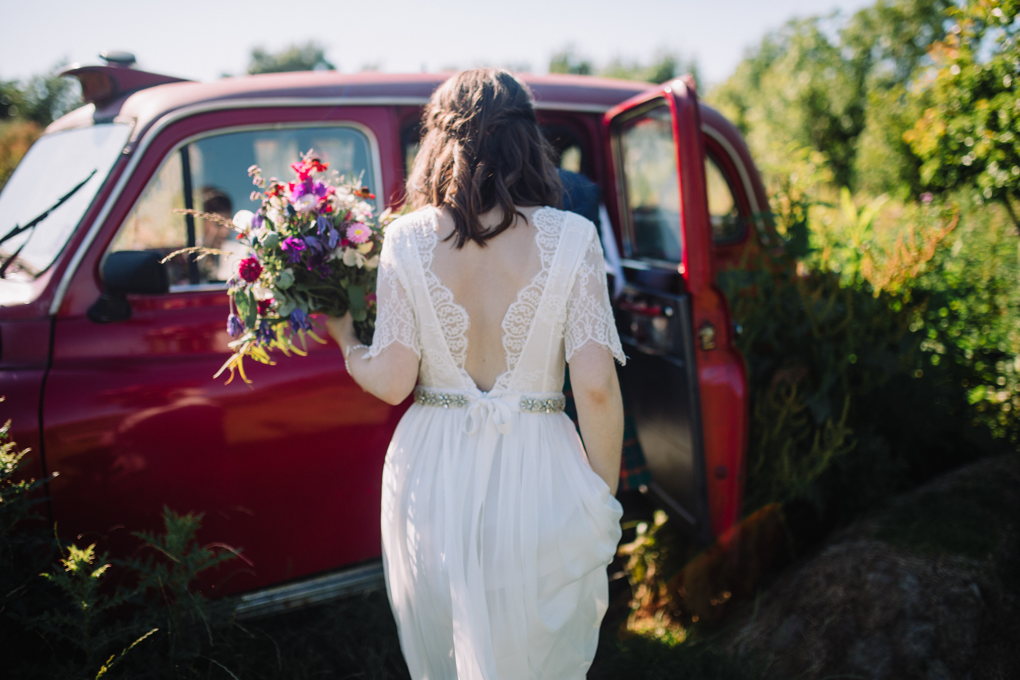 A Luna Bride Dress for a Handmade and Intimate Secret Garden