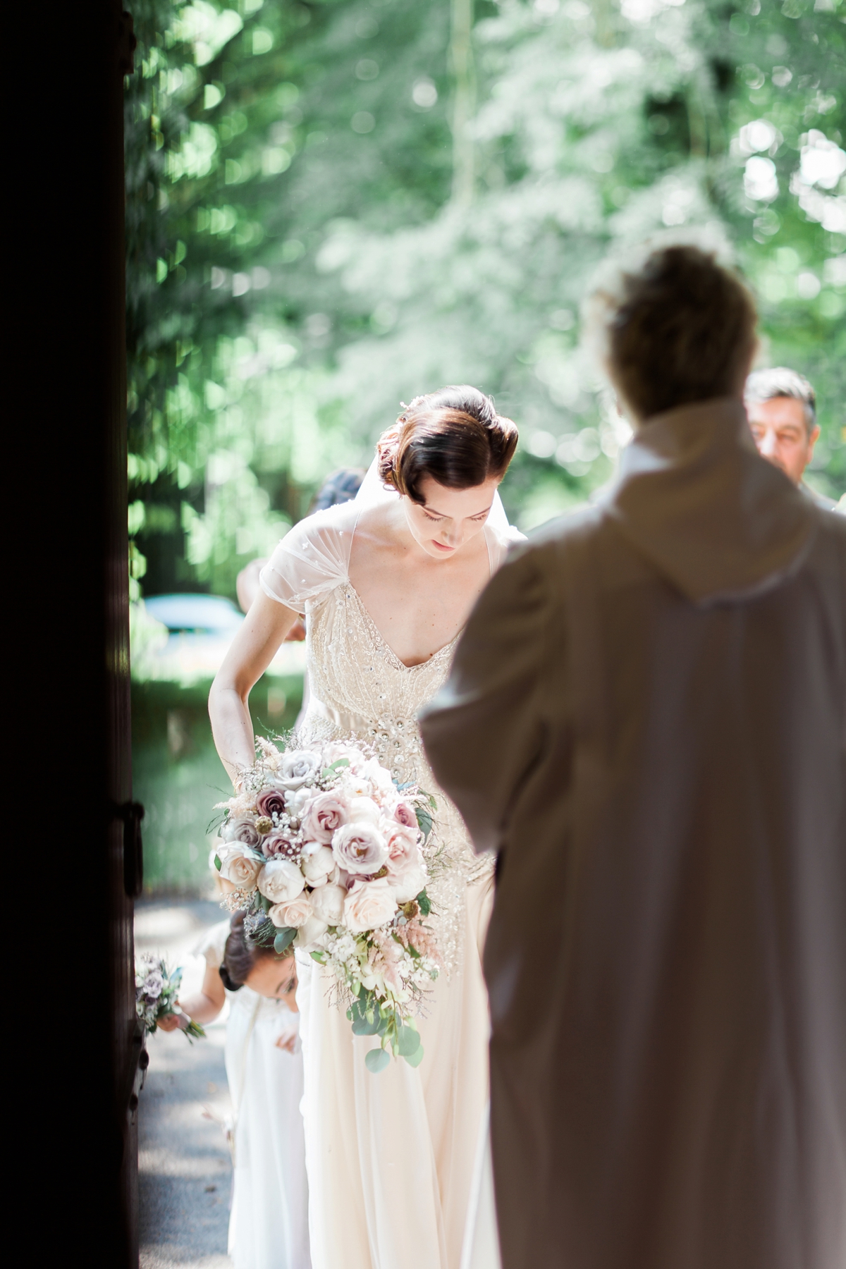 willow jenny packham 1920s countryside wedding 16