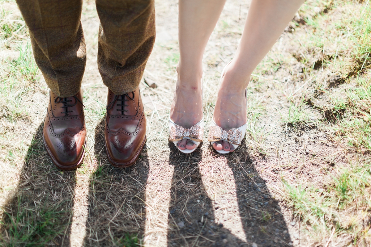 willow jenny packham 1920s countryside wedding 34