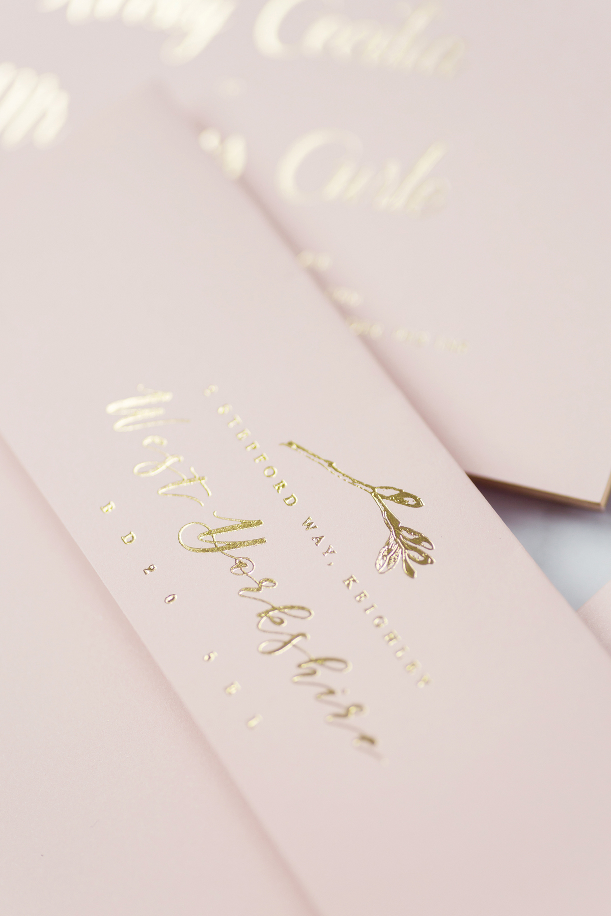 18 EYI Love luxury wedding stationery