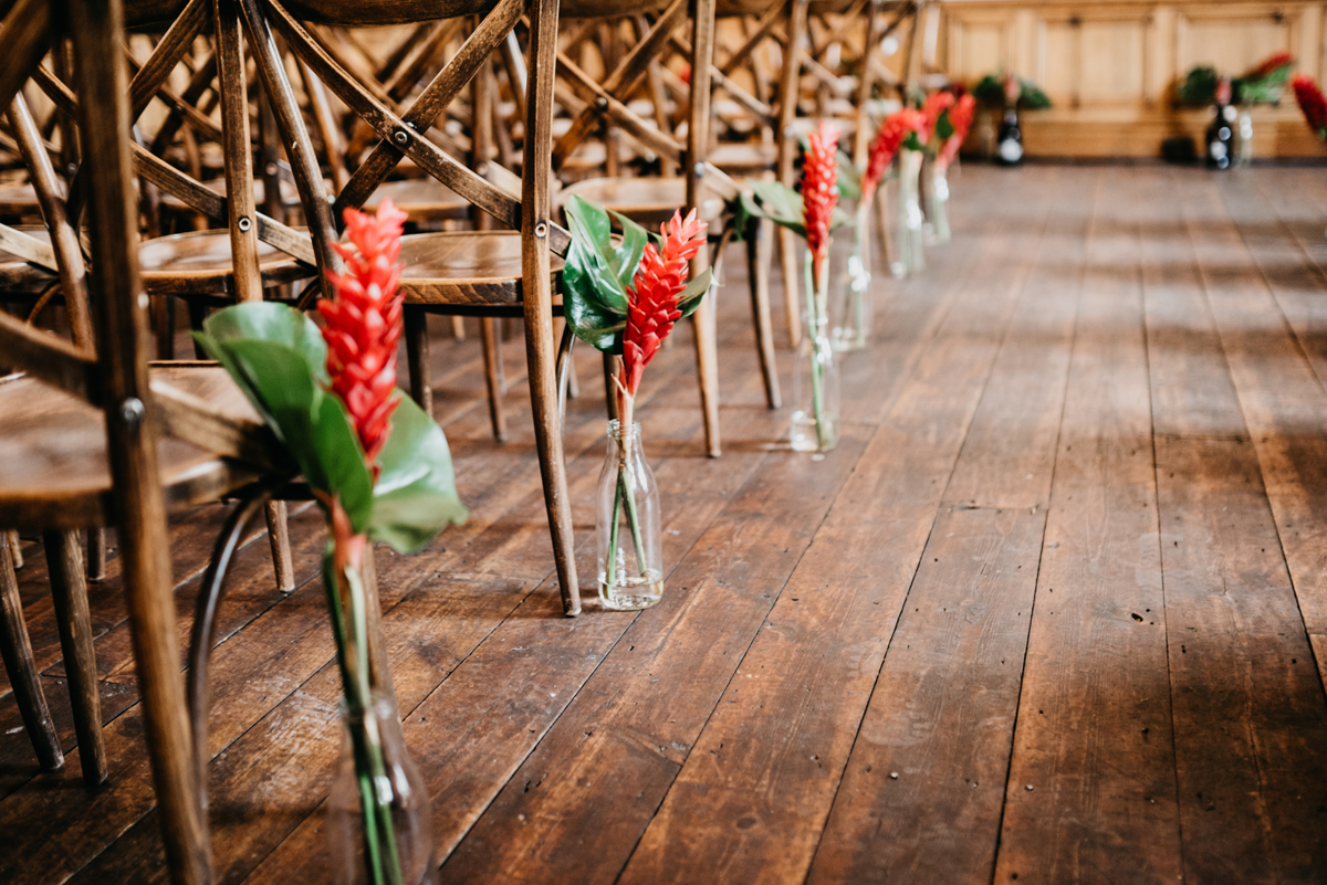 20 A Tropical and Industrial insipred cool London wedding