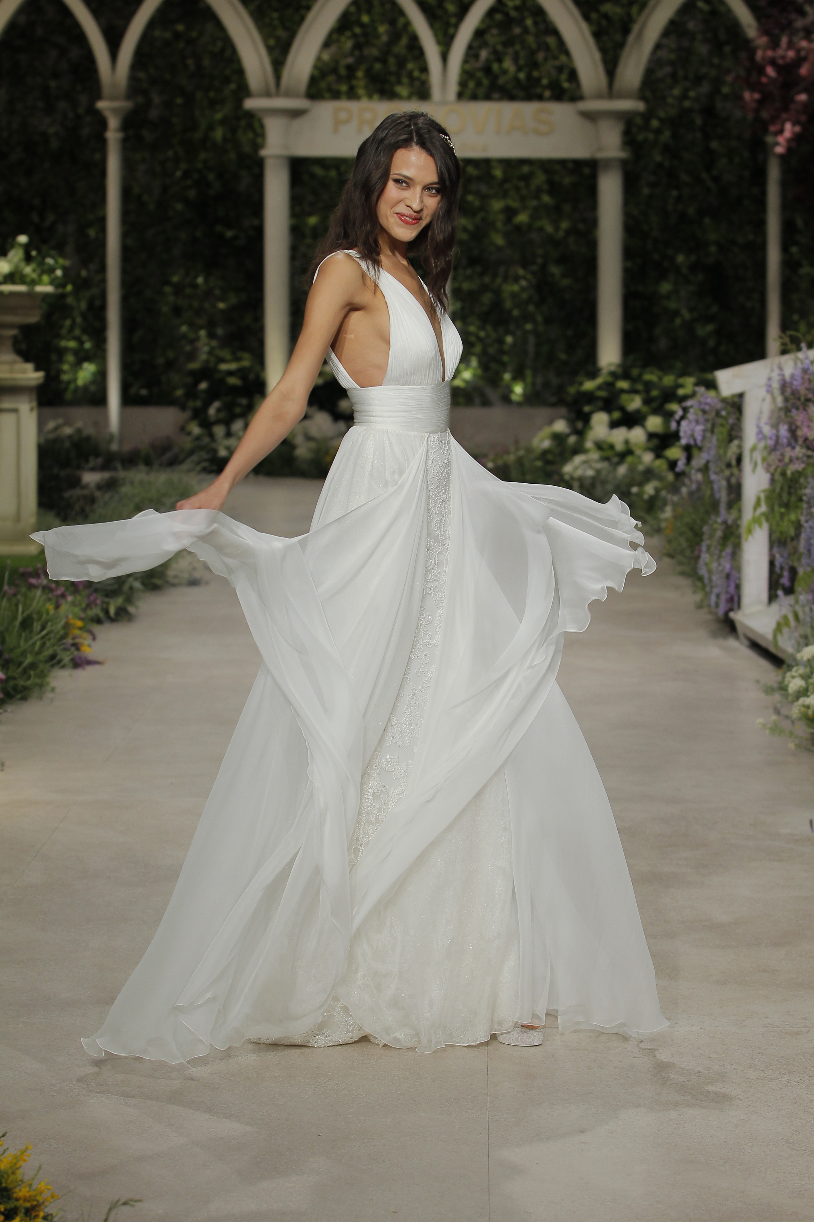 22 Pronovias In Bloom Official Show Shots