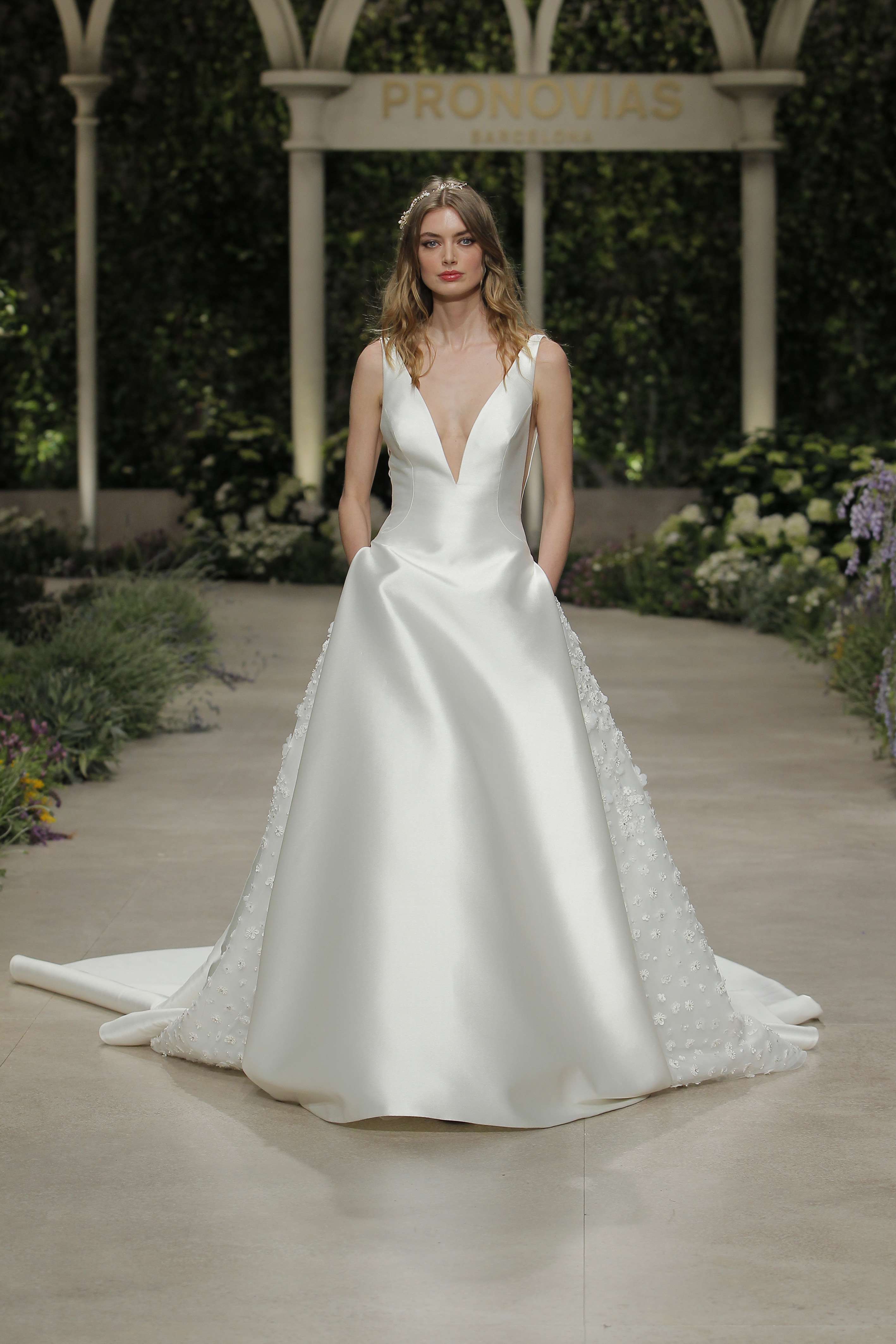 39 Pronovias In Bloom Official Show Shots
