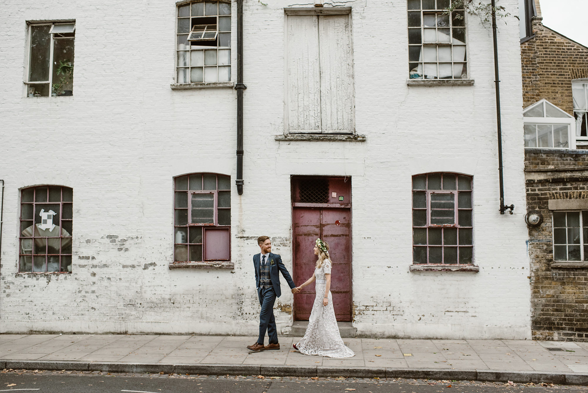 53 A vintage dress for a rock n roll London pub wedding