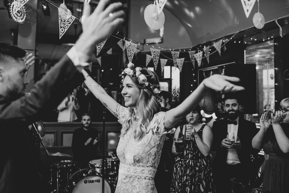 61 A vintage dress for a rock n roll London pub wedding