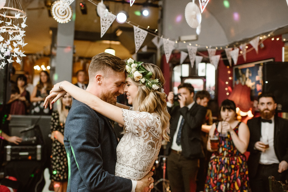 62 A vintage dress for a rock n roll London pub wedding