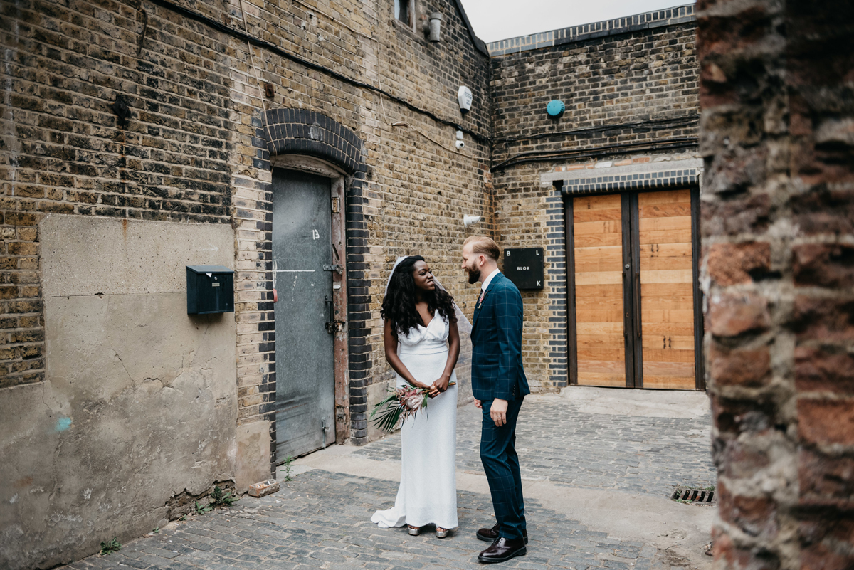 66 A Tropical and Industrial insipred cool London wedding