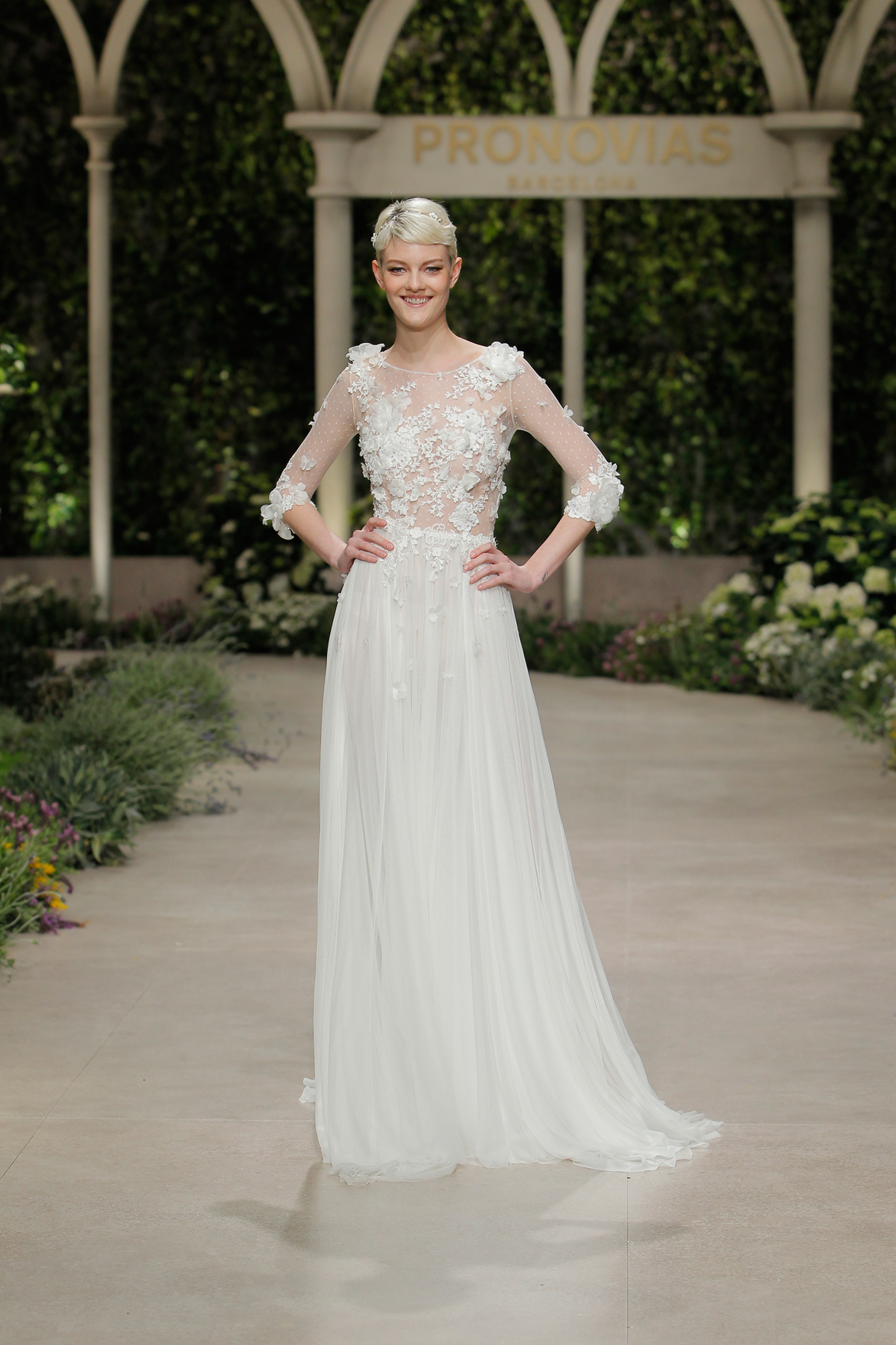 9 Pronovias In Bloom Official Show Shots 1