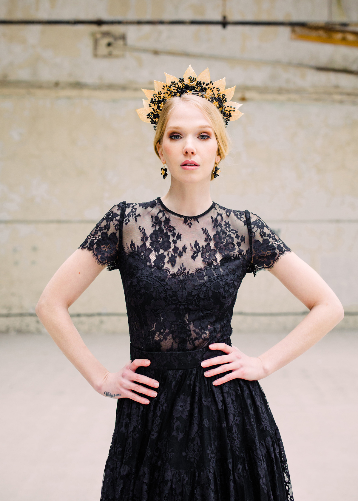 Titania Black Crown Hermione Harbutt AmyOBoyle Photography 10 1295 pounds - Modern, Contemporary and Avant Garde Occasionwear Headpieces by Artisan Designer Hermione Harbutt Titania Black Crown Hermione Harbutt AmyOBoyle Photography 10 1295 pounds