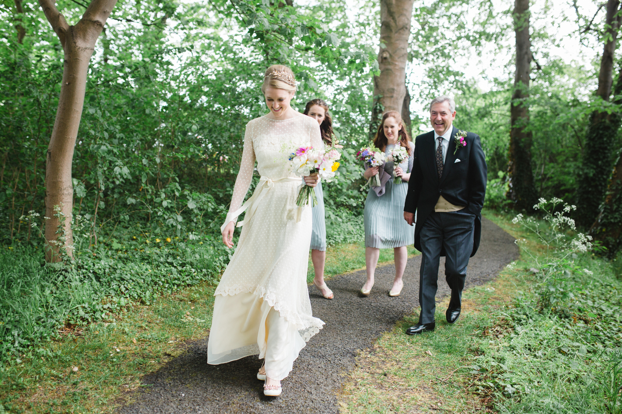 bright summers day wedding north berwick 8 6