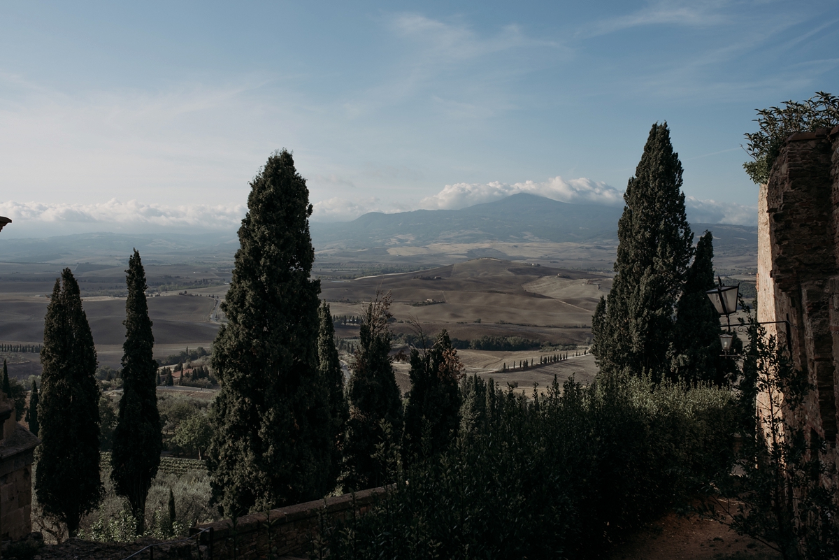 1 A glamorous wedding in an Italian villa