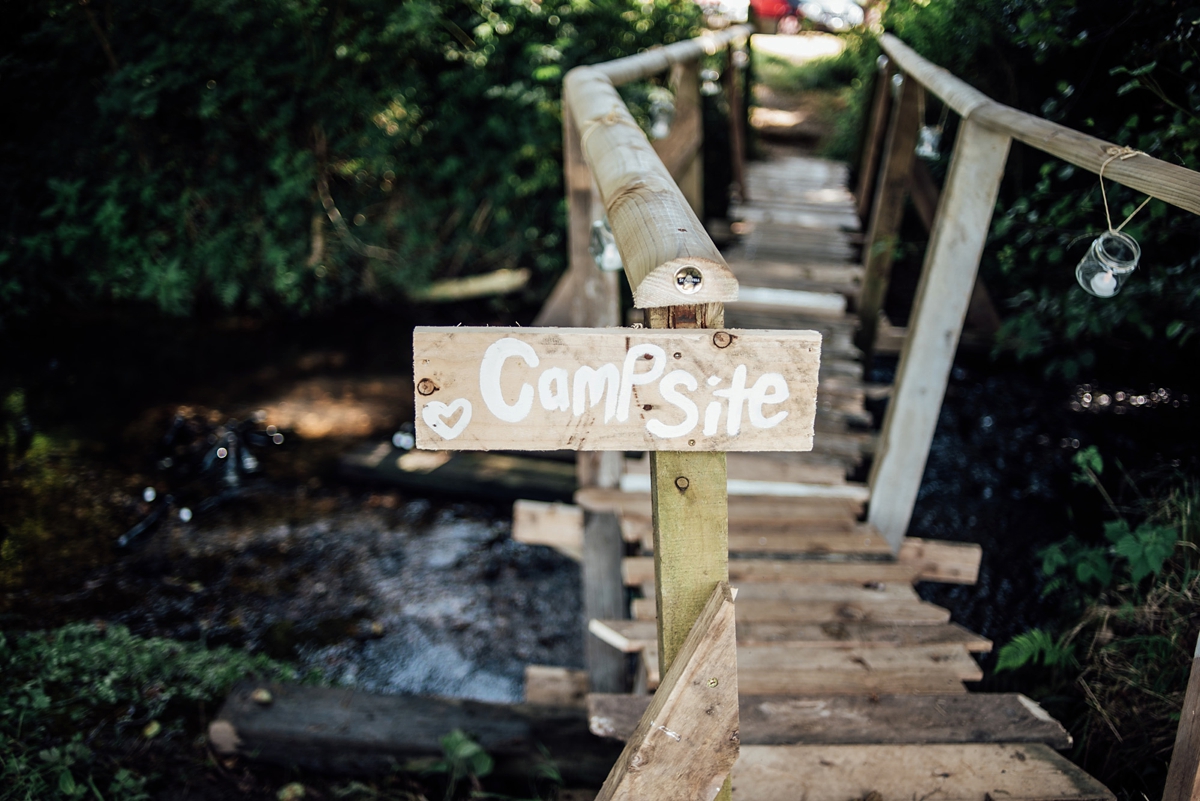 13 A handmade and natural outdoor wedding in Devon