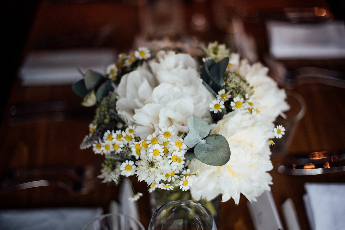 17 A Giambattista Valli dress for a multicultural and Japanese influenced London pub wedding