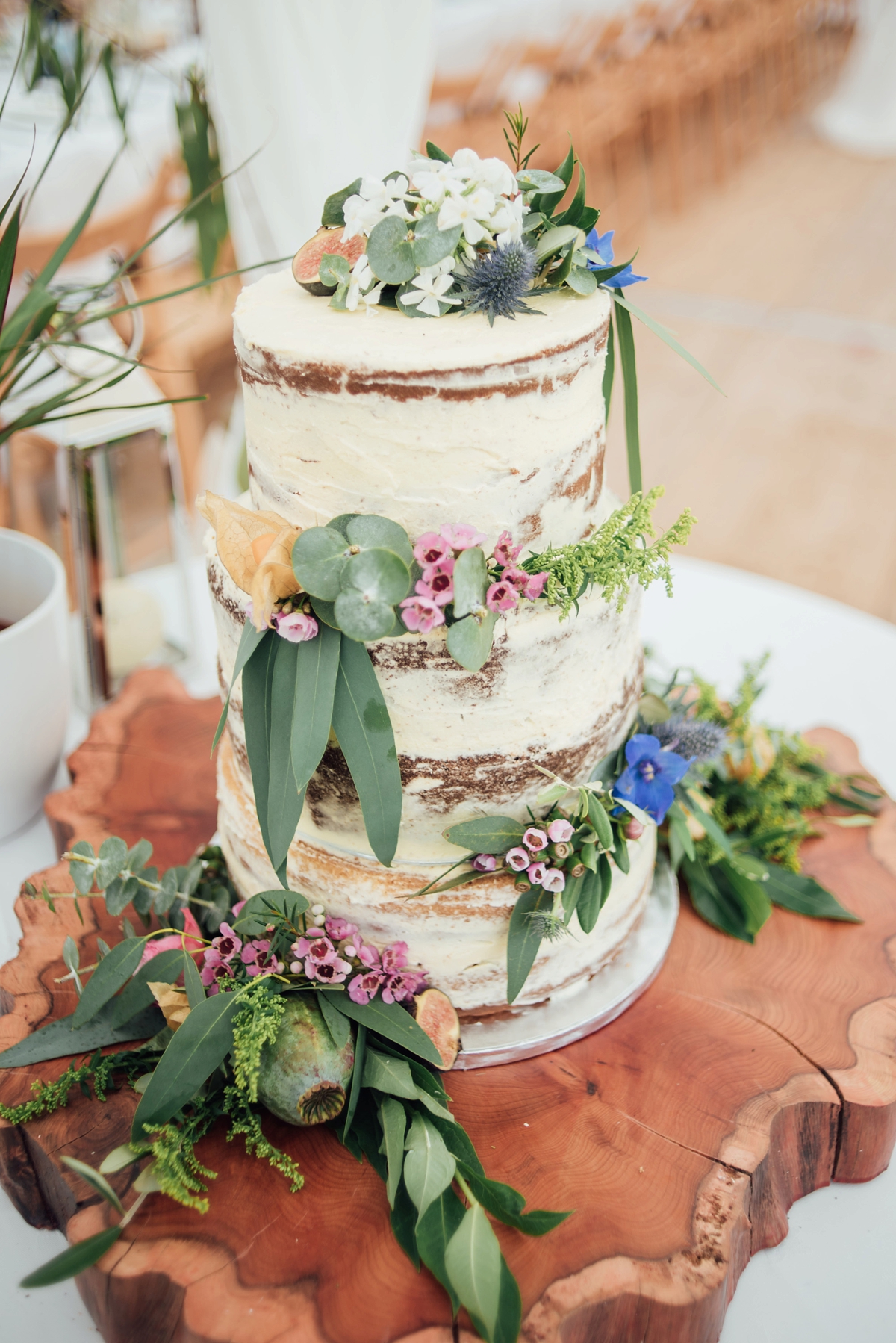 2 A handmade and natural outdoor wedding in Devon