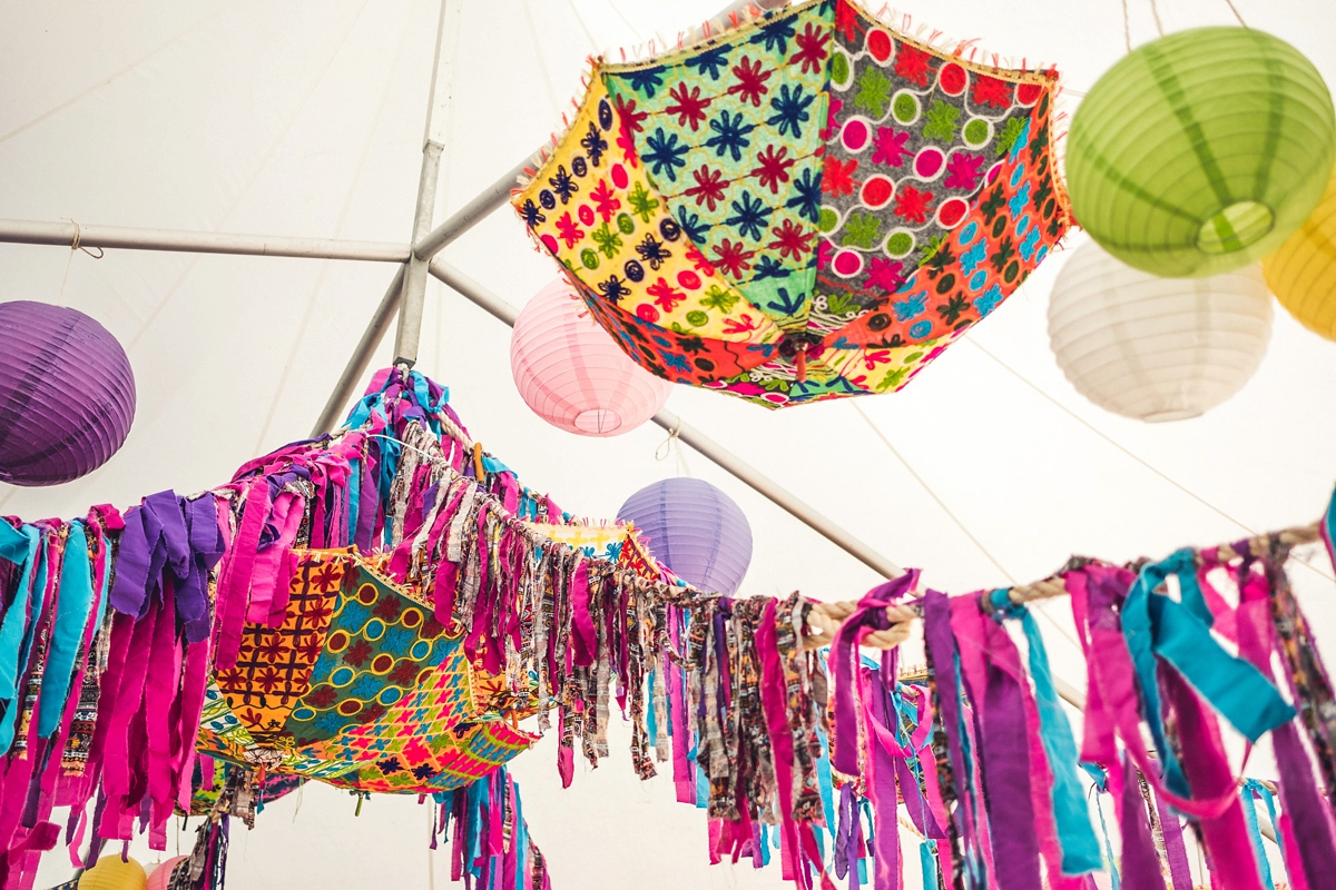 2 An Inbal Raviv dress for a fun outdoor wedding full of jewel colours