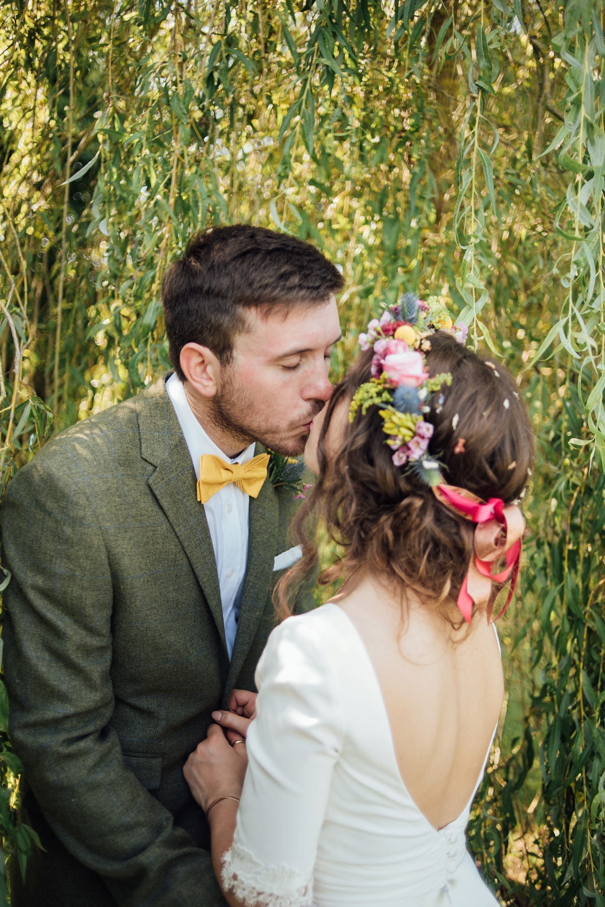 33 A handmade and natural outdoor wedding in Devon