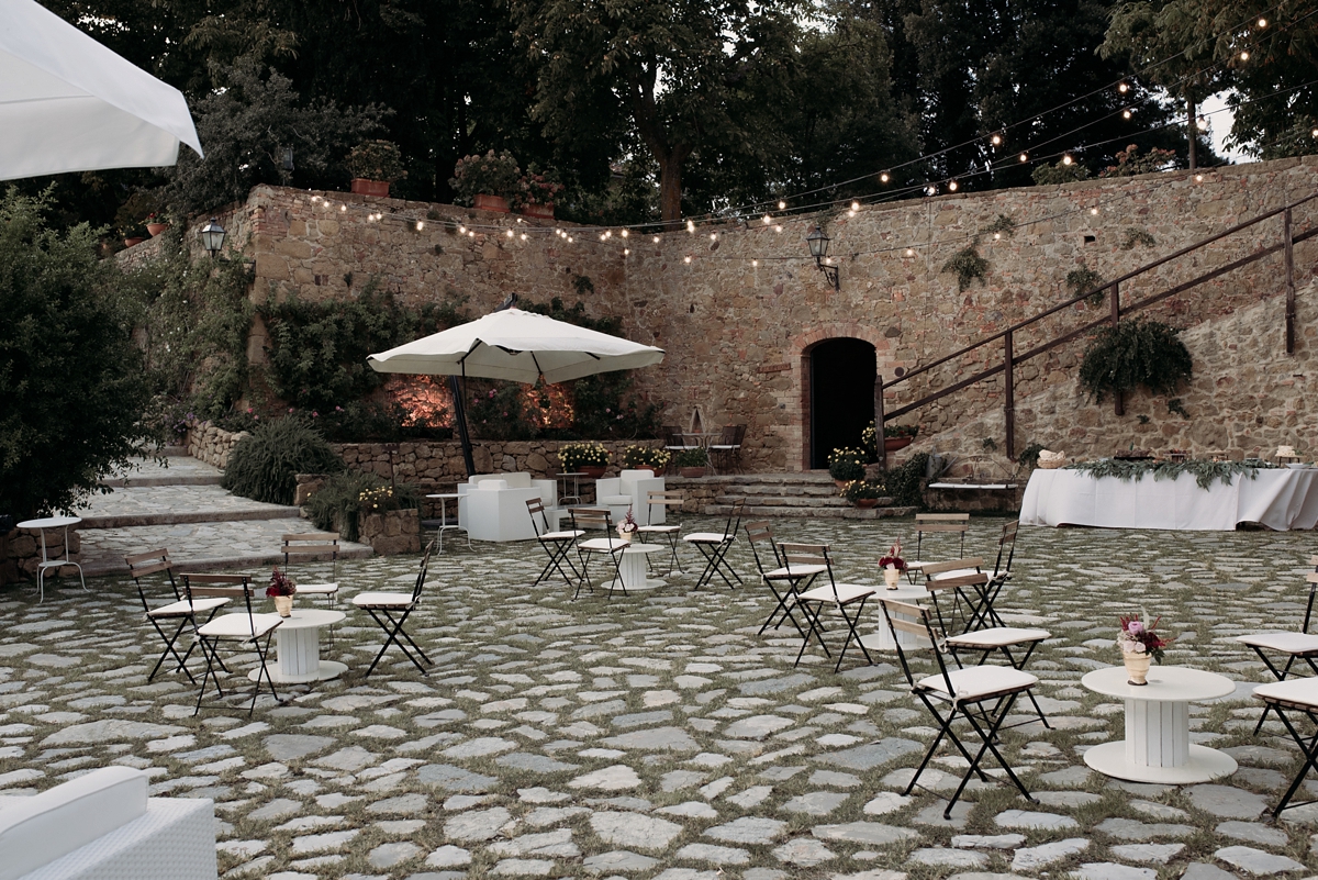 46 A glamorous wedding in an Italian villa