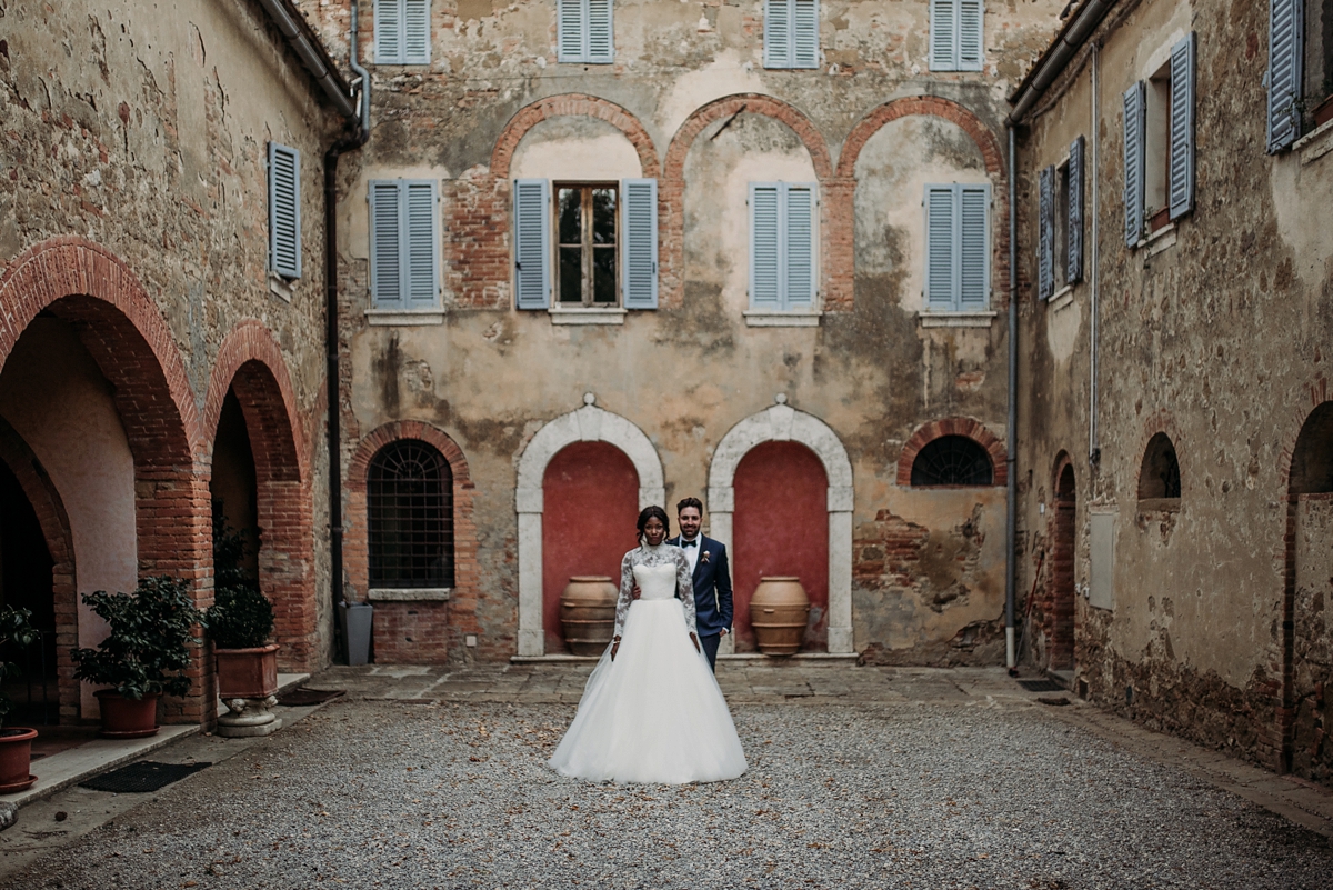 52 A glamorous wedding in an Italian villa