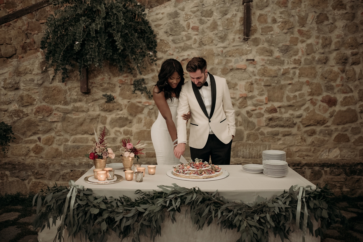 65 A glamorous wedding in an Italian villa