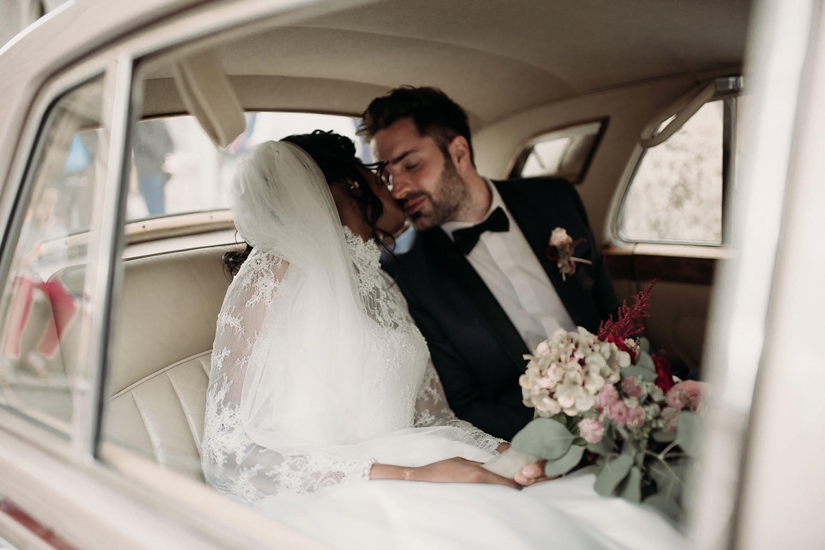 70 A glamorous wedding in an Italian villa