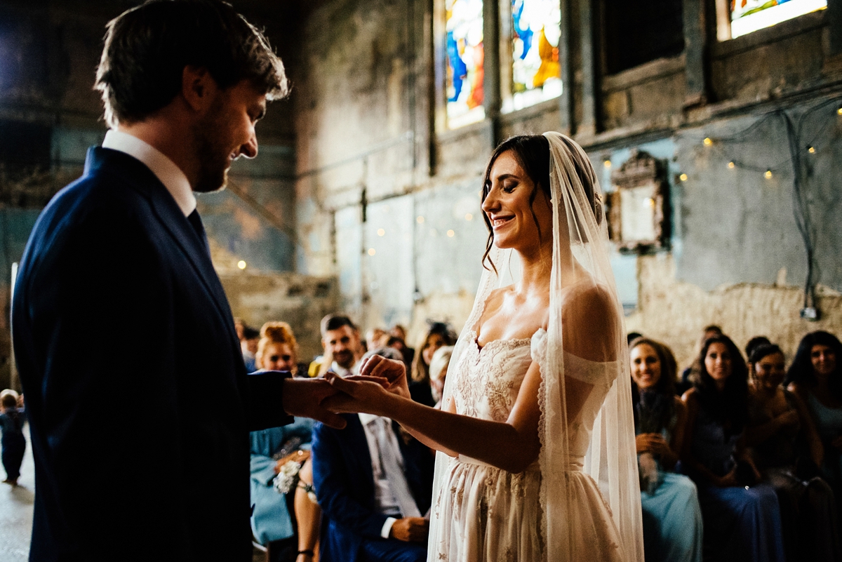 14 A blush pink Suzanne Harrington dress for a vintage inspired London pub wedding