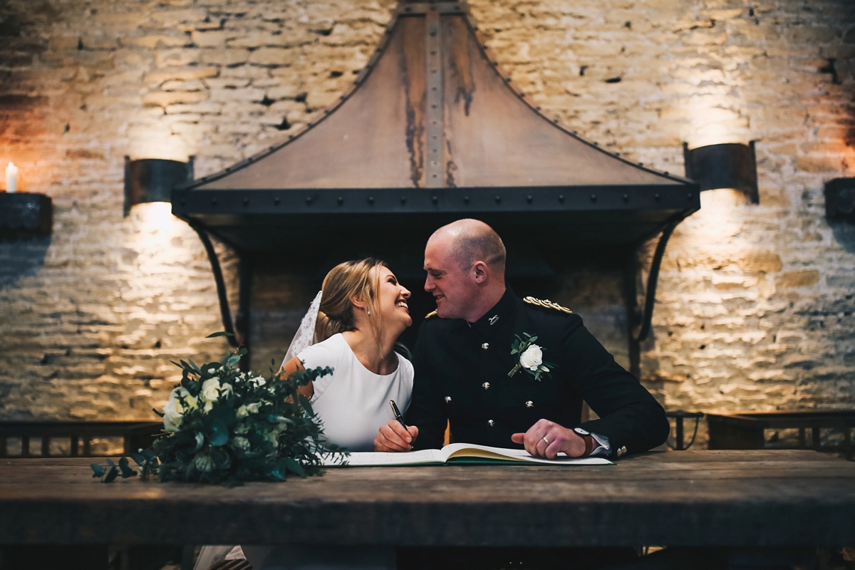 14 Pronovias winter barn Cotswolds wedding - Pronovias Elegance For a Timeless Winter Barn Wedding in the Cotswolds 14 Pronovias winter barn Cotswolds wedding
