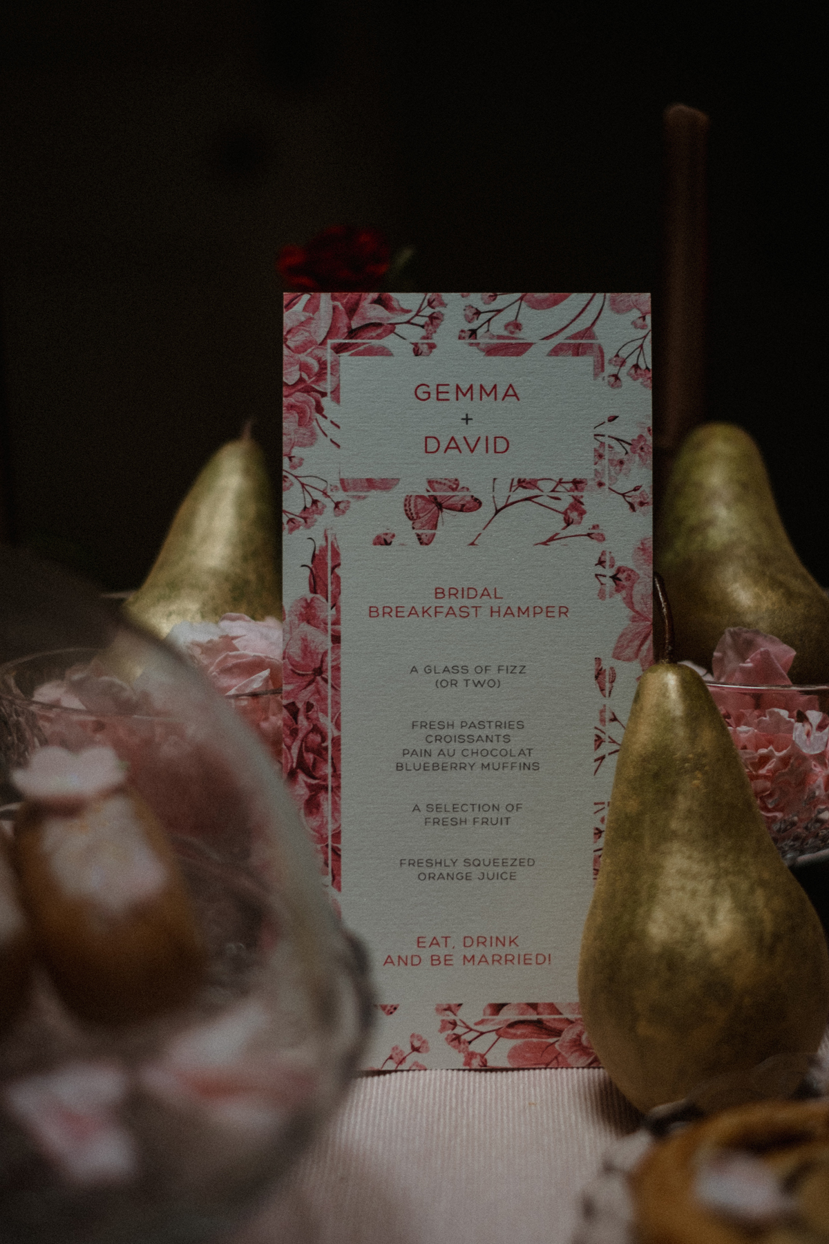 16 Tasteful elegant and glamorous retro inspired bridal boudoir