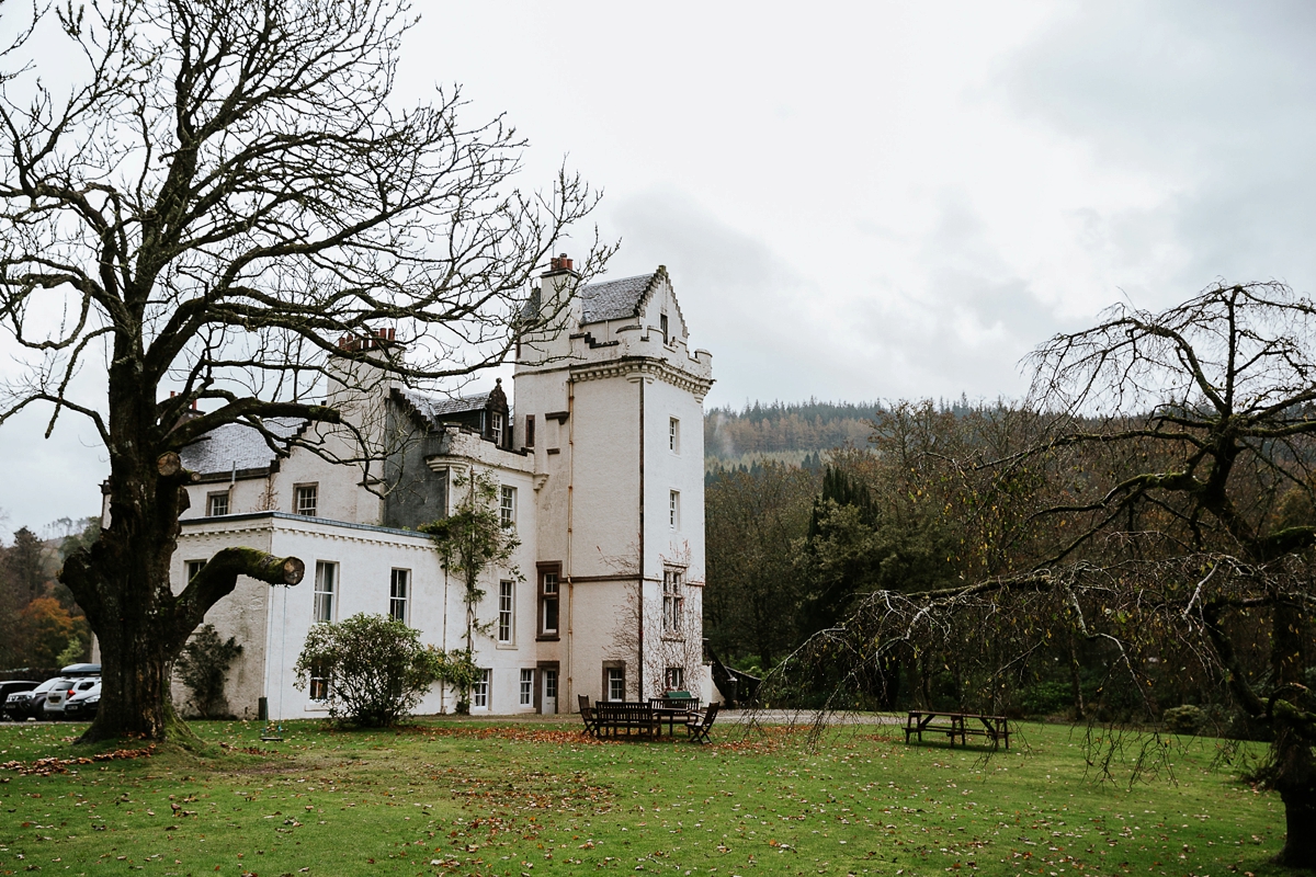 33 An intimate Scottish castle wedding