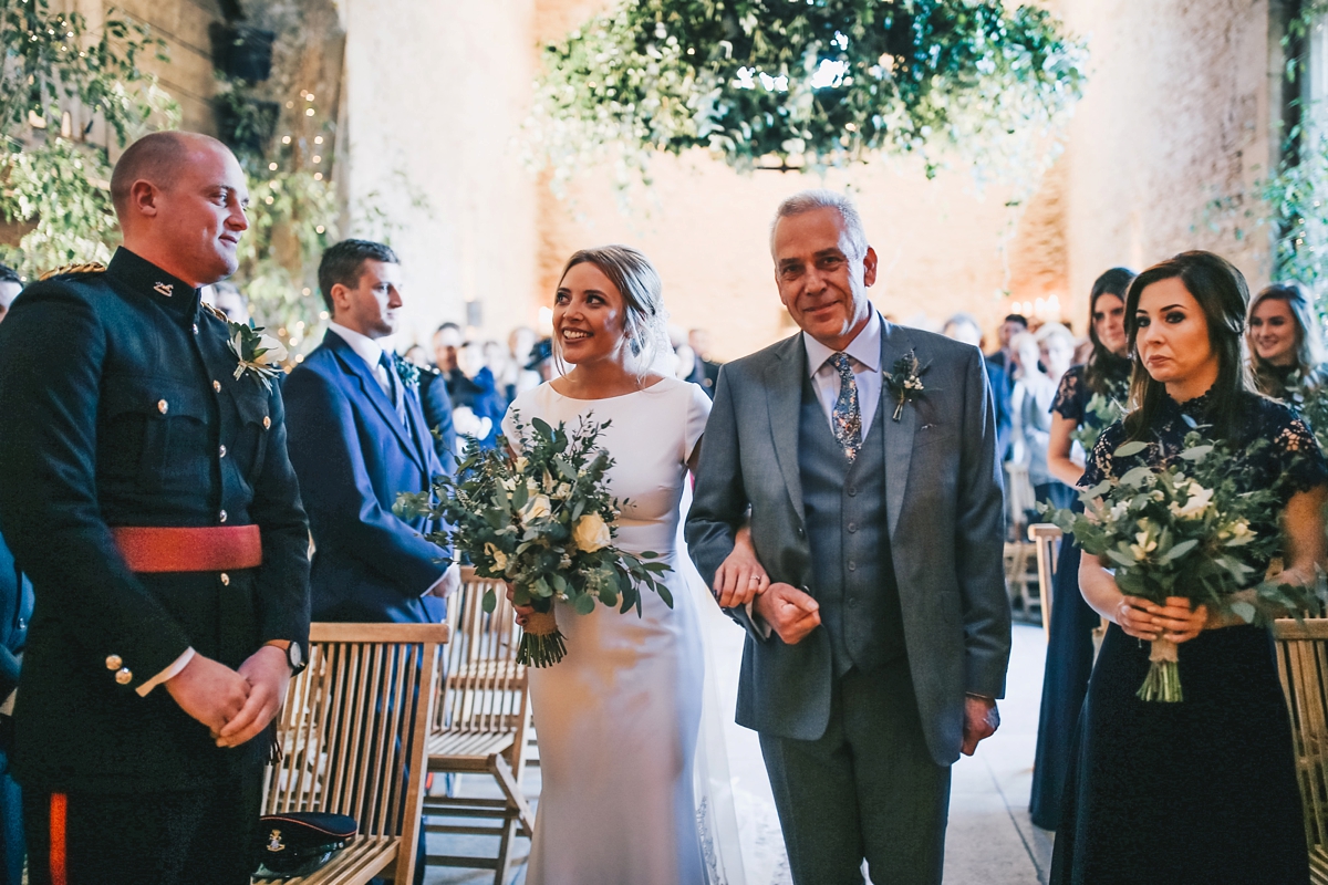 8 Pronovias winter barn Cotswolds wedding - Pronovias Elegance For a Timeless Winter Barn Wedding in the Cotswolds 8 Pronovias winter barn Cotswolds wedding