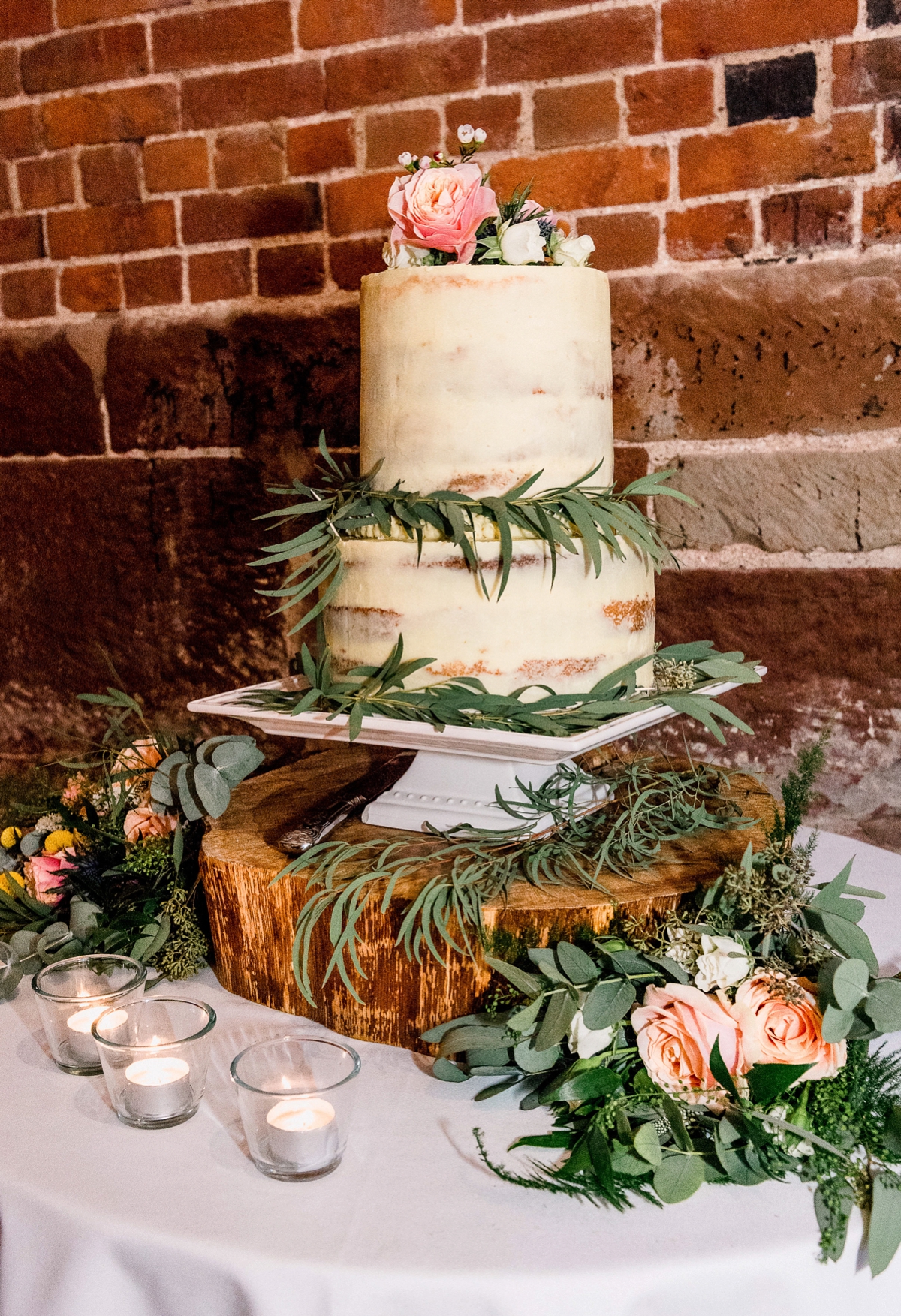 9 A Pronovias backless gownf or a simple relaxed barn wedding