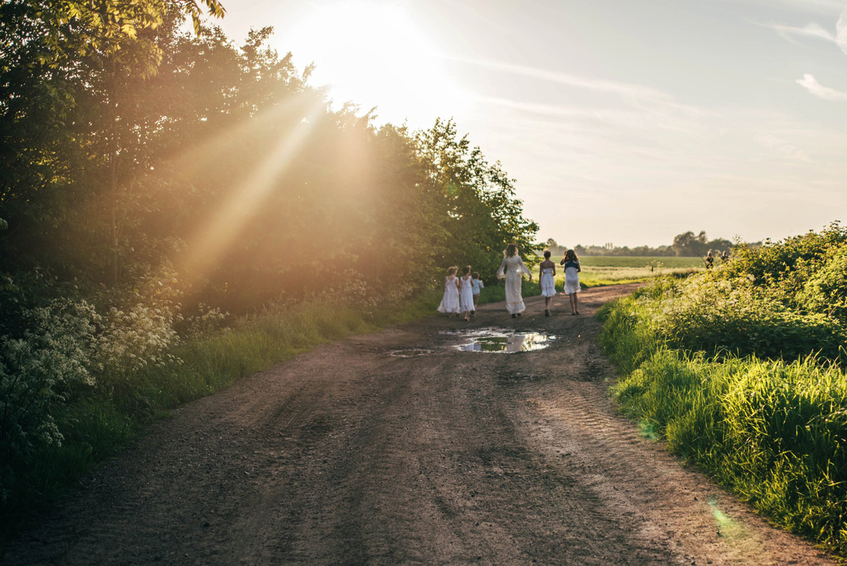95 Whisky and roses bridal editorial - Whisky and Roses: A Delightful Barn Wedding Editorial 95 Whisky and roses bridal editorial