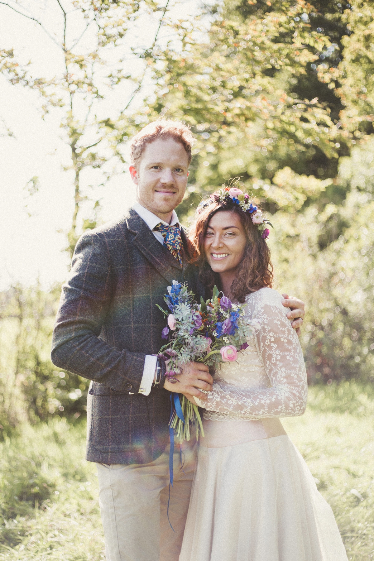 26 A colourful woodland wedding