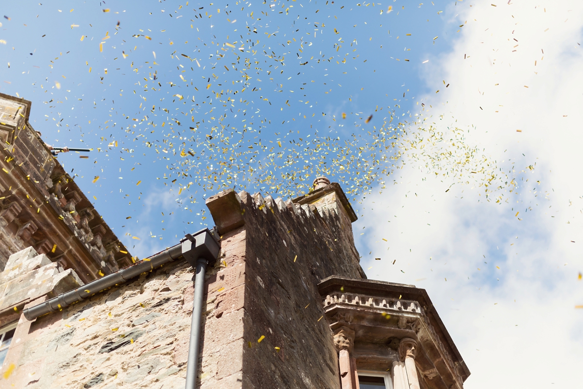 30 A Galia Lahav gown and accents of marble and gold for a scottish castle wedding