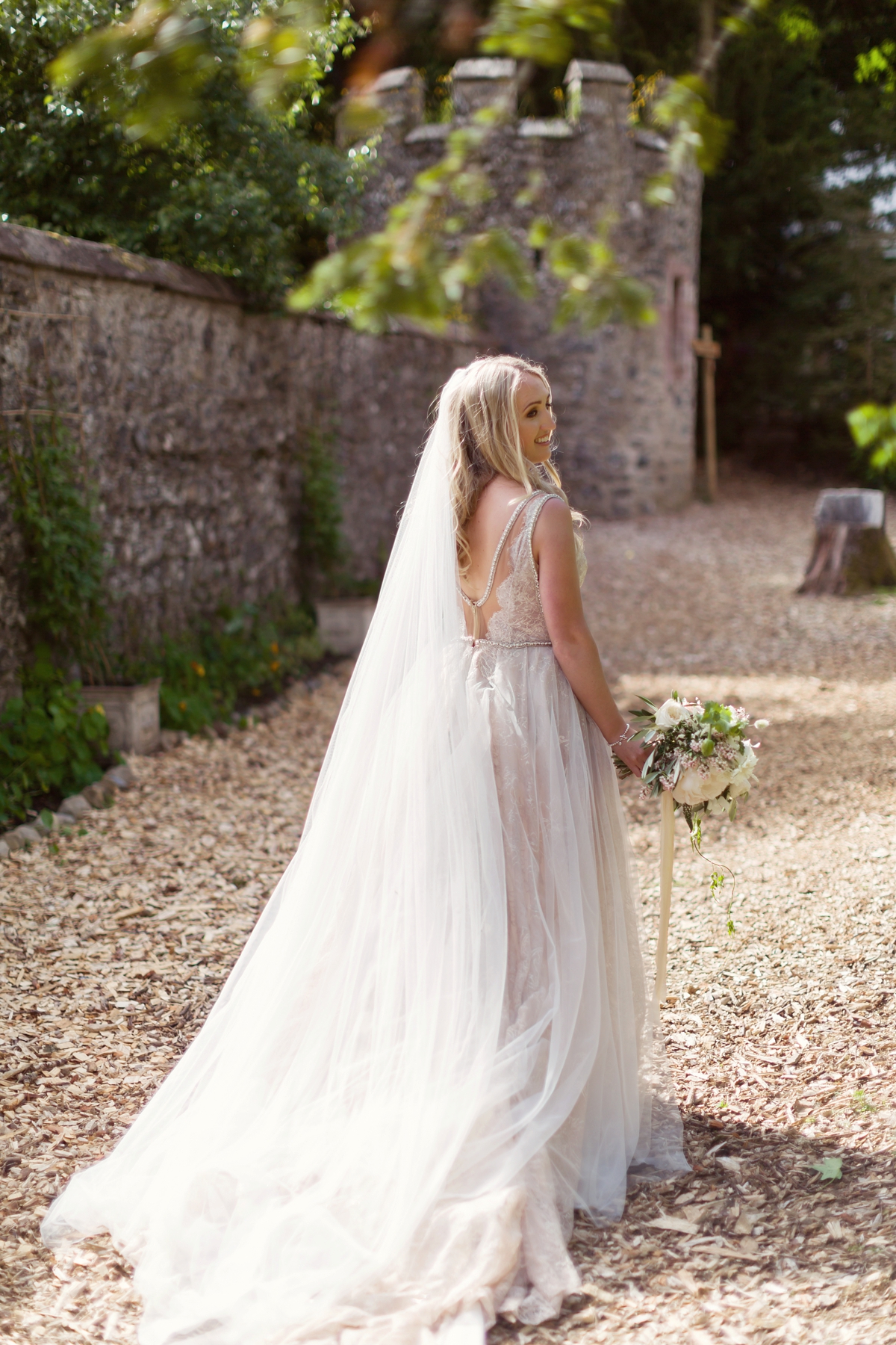 37 A Galia Lahav gown and accents of marble and gold for a scottish castle wedding