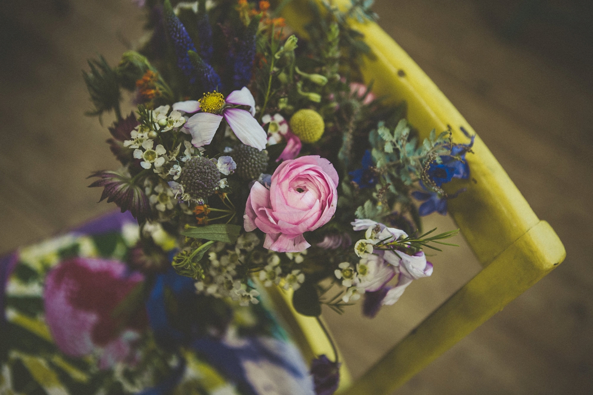 42 A colourful woodland wedding