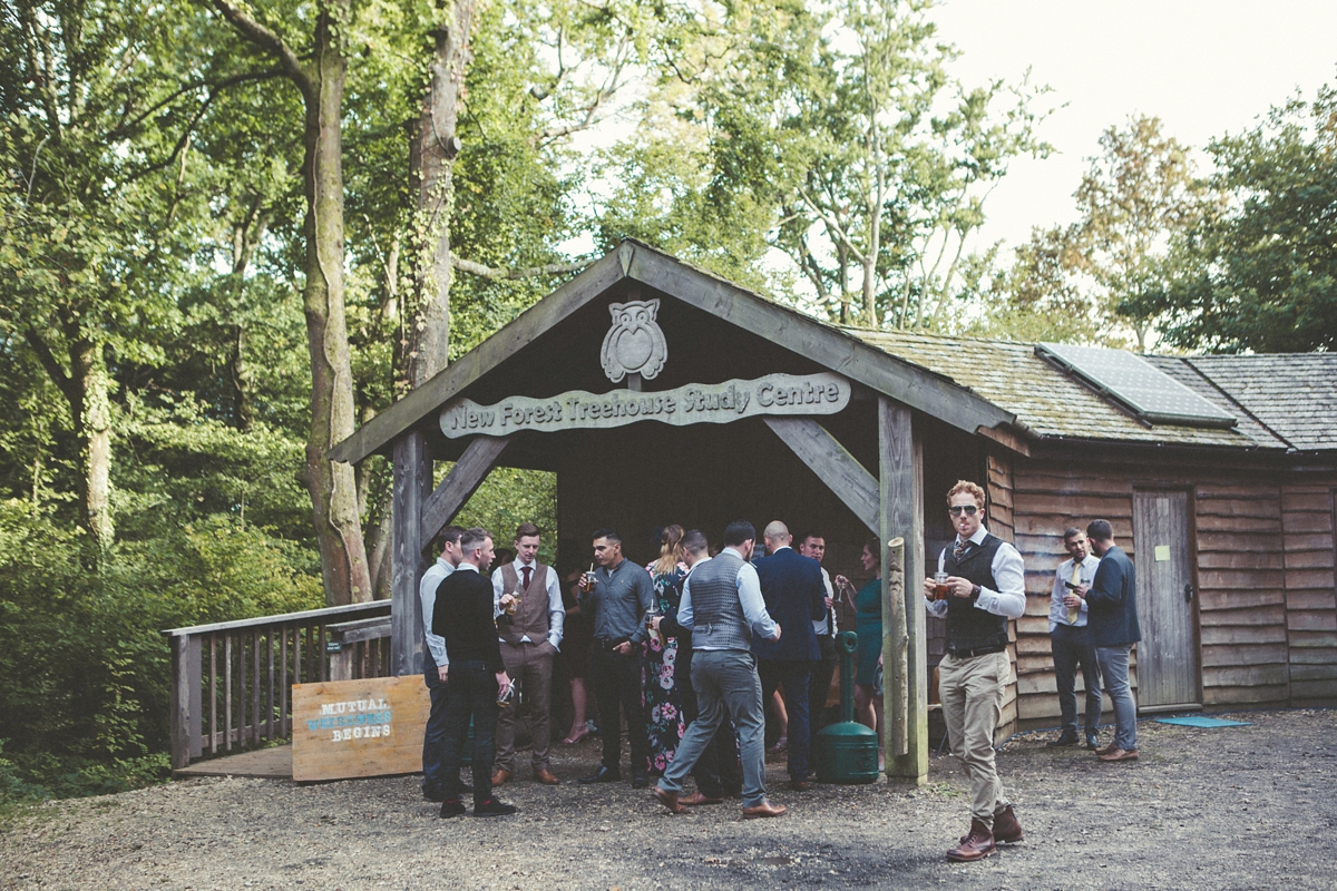 43 A colourful woodland wedding