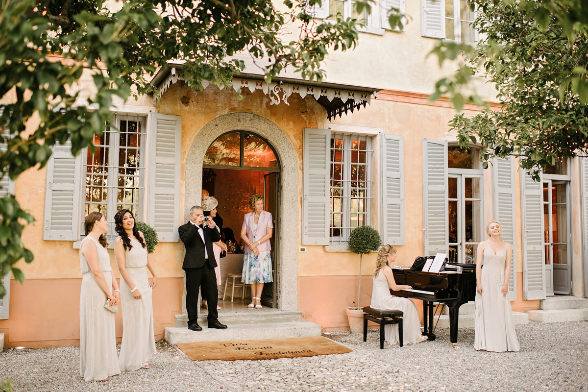 44 A Monique Lhuillier gown for a romantic summer villa wedding on Lake Como in Italy