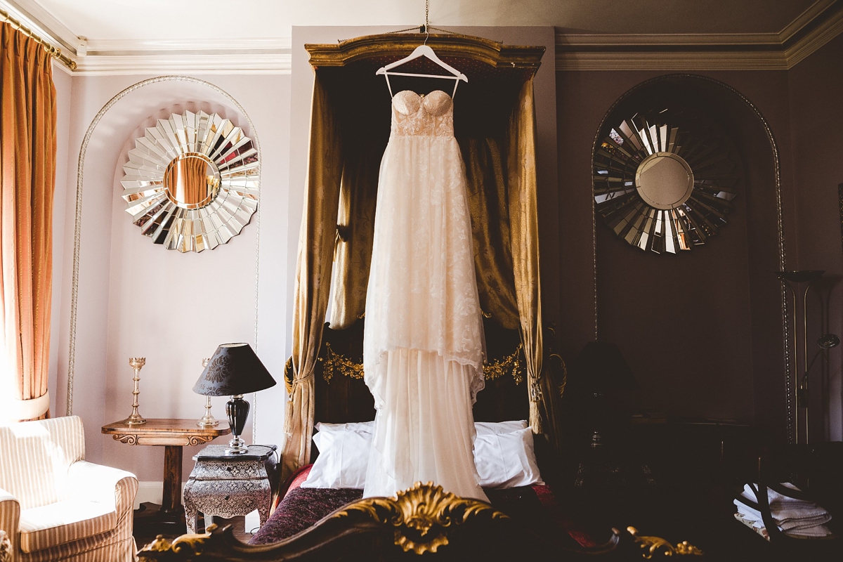 5 Friends and family focussed wedding at an English country house - A Bespoke Gown For A Friends And Family Focused Day At An English Country House 5 Friends and family focussed wedding at an English country house