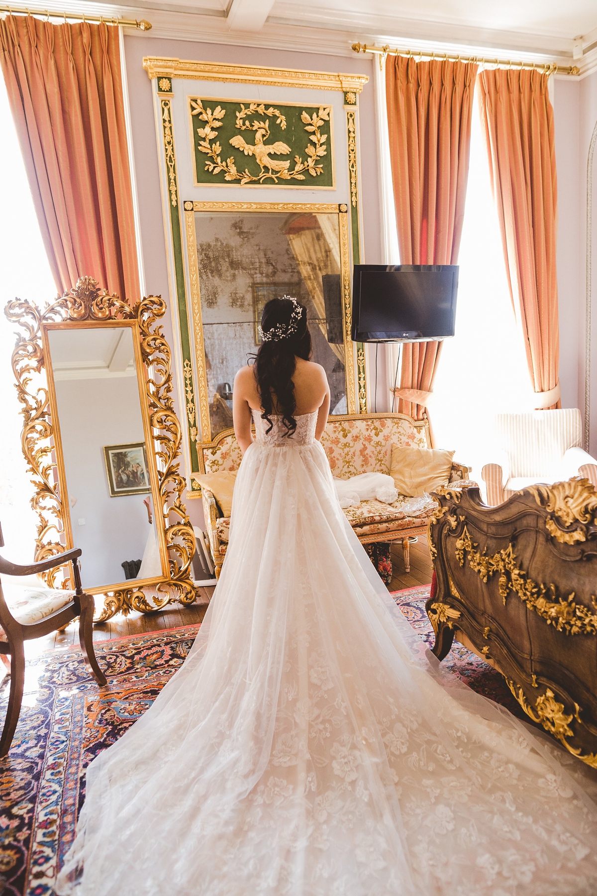 6 Friends and family focussed wedding at an English country house - A Bespoke Gown For A Friends And Family Focused Day At An English Country House 6 Friends and family focussed wedding at an English country house