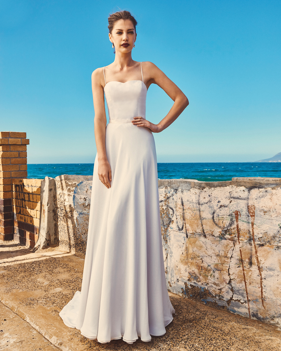 Elbeth Gillis B2017 Linda SK7617 Shelby Front - Elbeth Gillis - Luxuriously handcrafted couture wedding dresses, creating soft, feminine modern bridal wear Elbeth Gillis B2017 Linda SK7617 Shelby Front