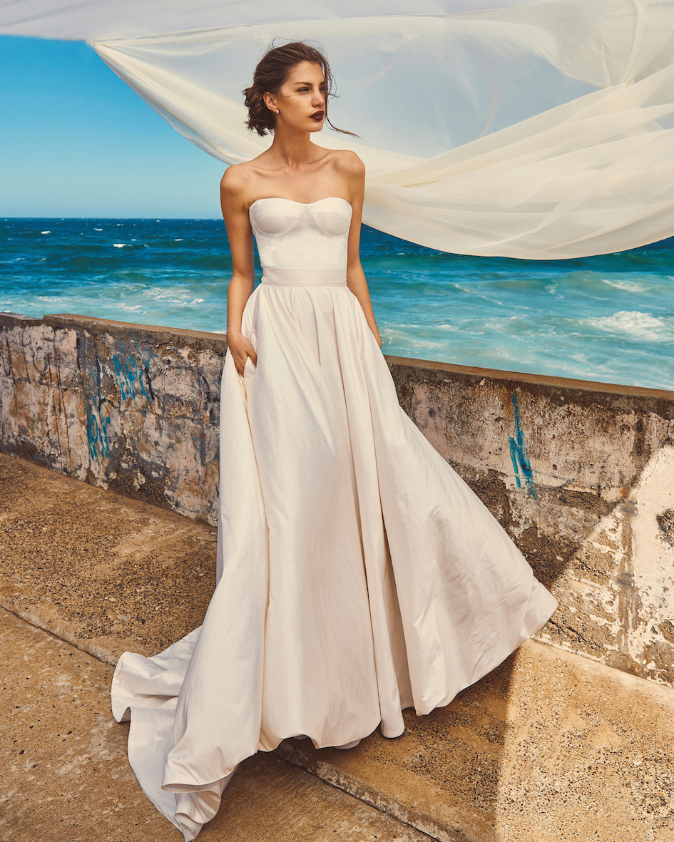 Elbeth Gillis B7417 Chloe SK4117 Scarlet Front - Elbeth Gillis - Luxuriously handcrafted couture wedding dresses, creating soft, feminine modern bridal wear Elbeth Gillis B7417 Chloe SK4117 Scarlet Front