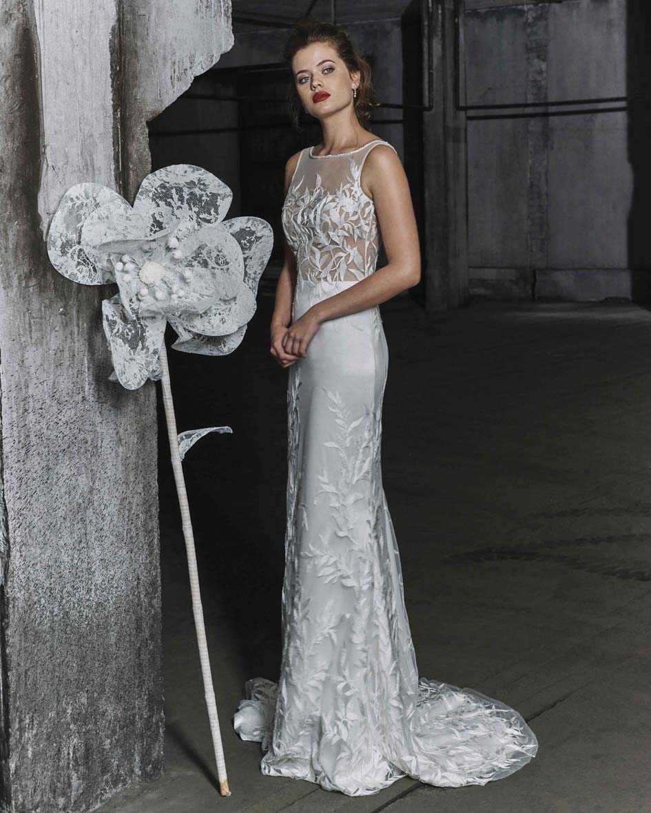 Elbeth Gillis D8918 Laurel Front 1 - Elbeth Gillis - Luxuriously handcrafted couture wedding dresses, creating soft, feminine modern bridal wear Elbeth Gillis D8918 Laurel Front 1